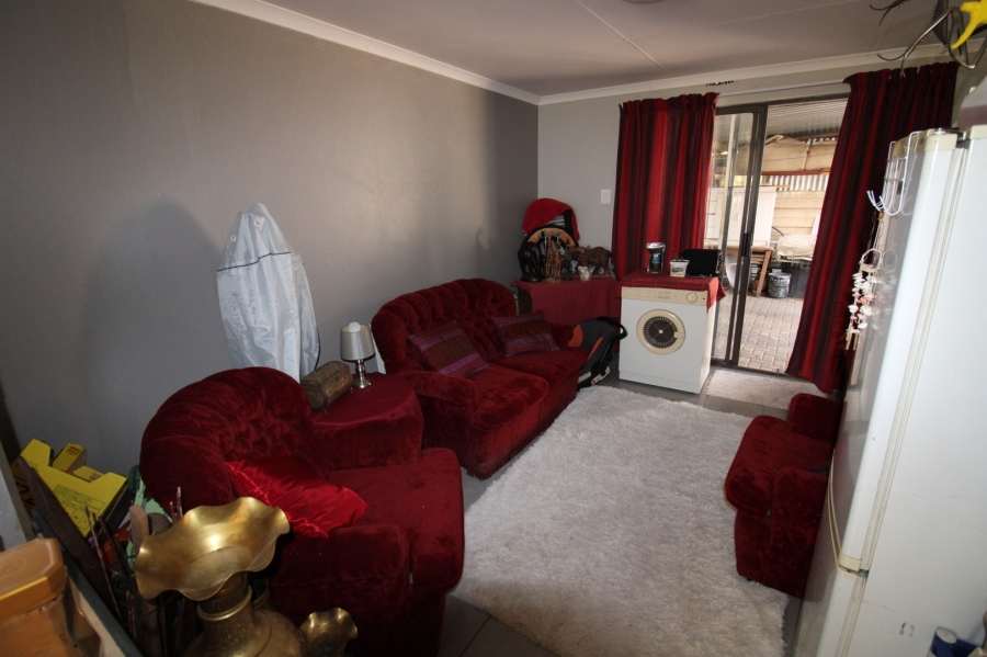 1 Bedroom Property for Sale in Hospitaalpark Free State